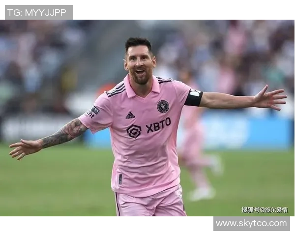 足球巨星含泪告别赛场见证辉煌瞬间与不舍情感交织